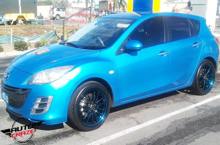MAZDA-3-DRIFTA-BLACK-PIPED-BLUE